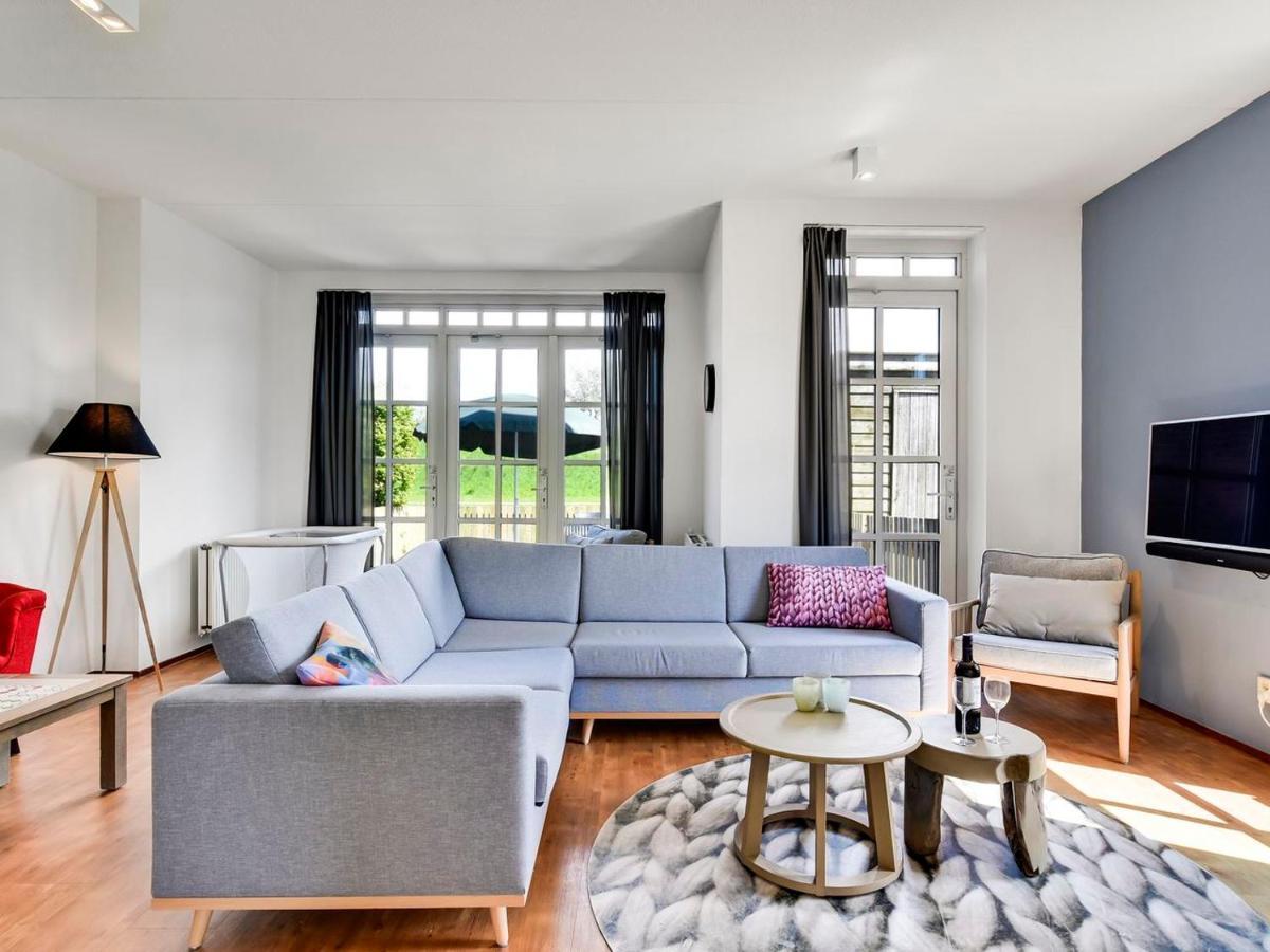 Luxury 4-Person Residence In The Holiday Park Landal Esonstad Anjum Zimmer foto
