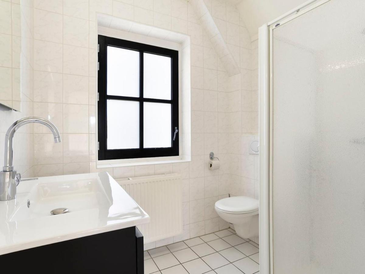 Luxury 4-Person Residence In The Holiday Park Landal Esonstad Anjum Exterior foto