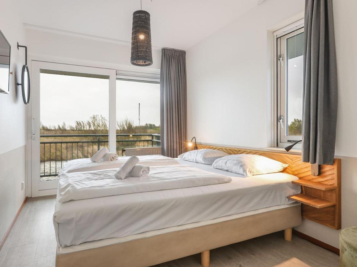 Luxury 4-Person Residence In The Holiday Park Landal Esonstad Anjum Exterior foto